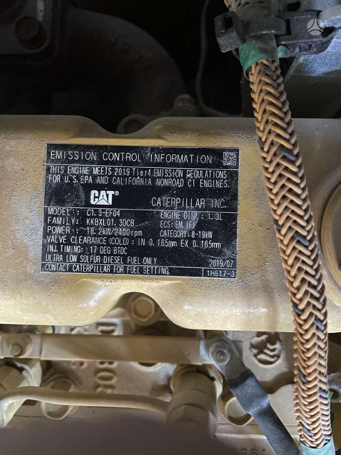 Caterpillar 303E tik dalimis, mini ekskavatoriai