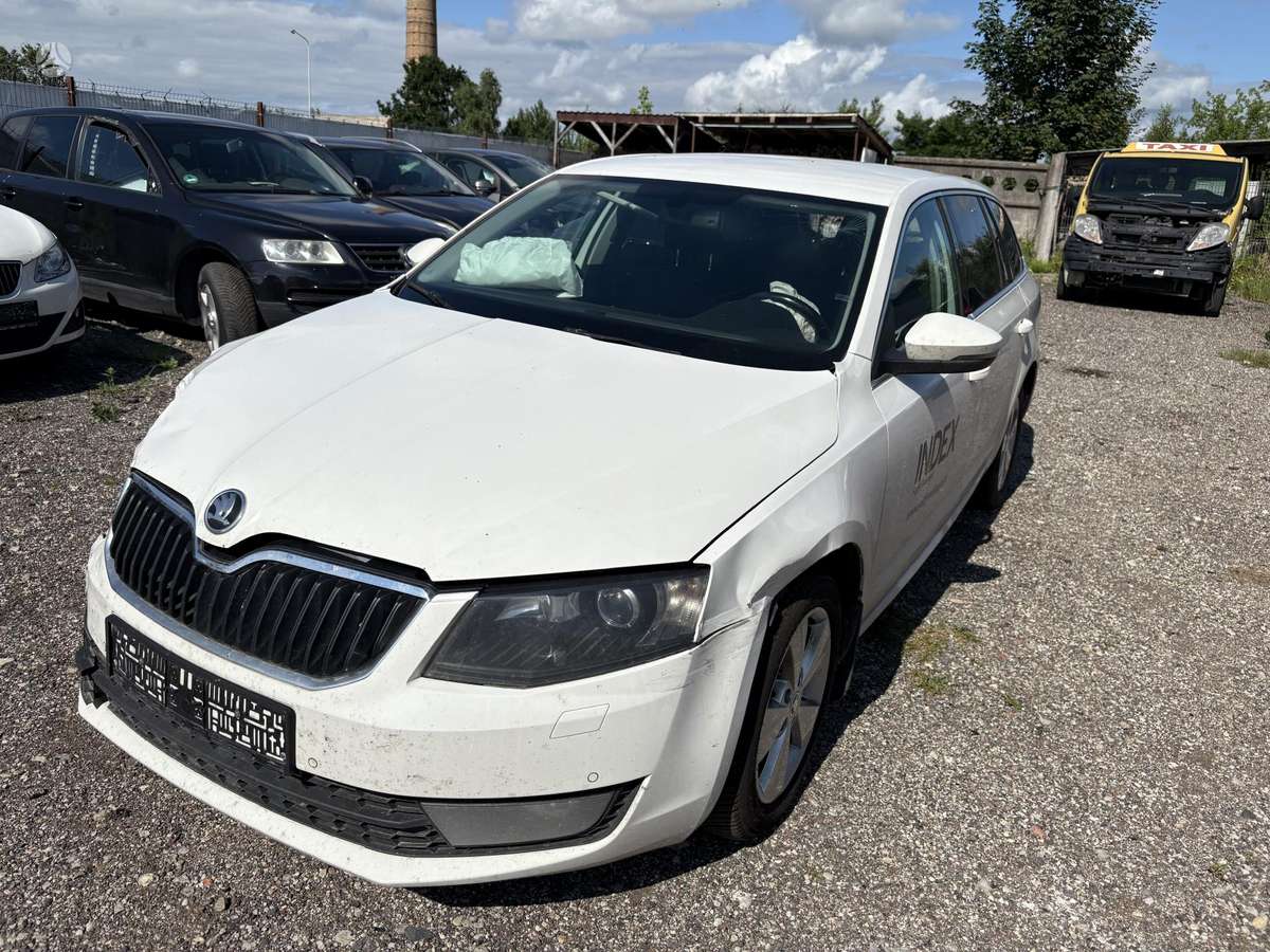 Skoda Octavia 37068366700