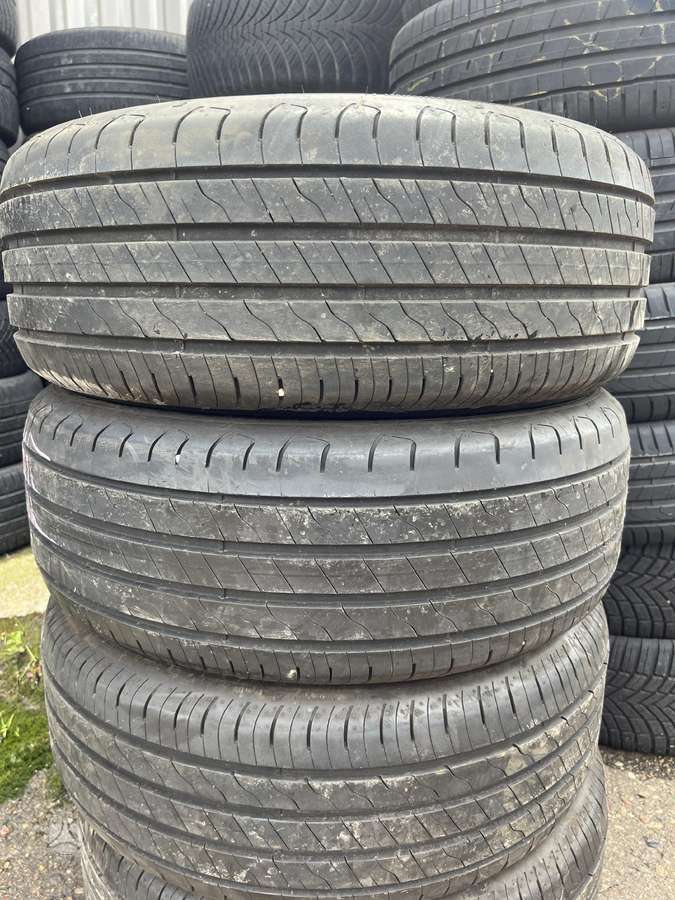 Goodyear Efficient Grip 2 SUV, summer 235/55 R18