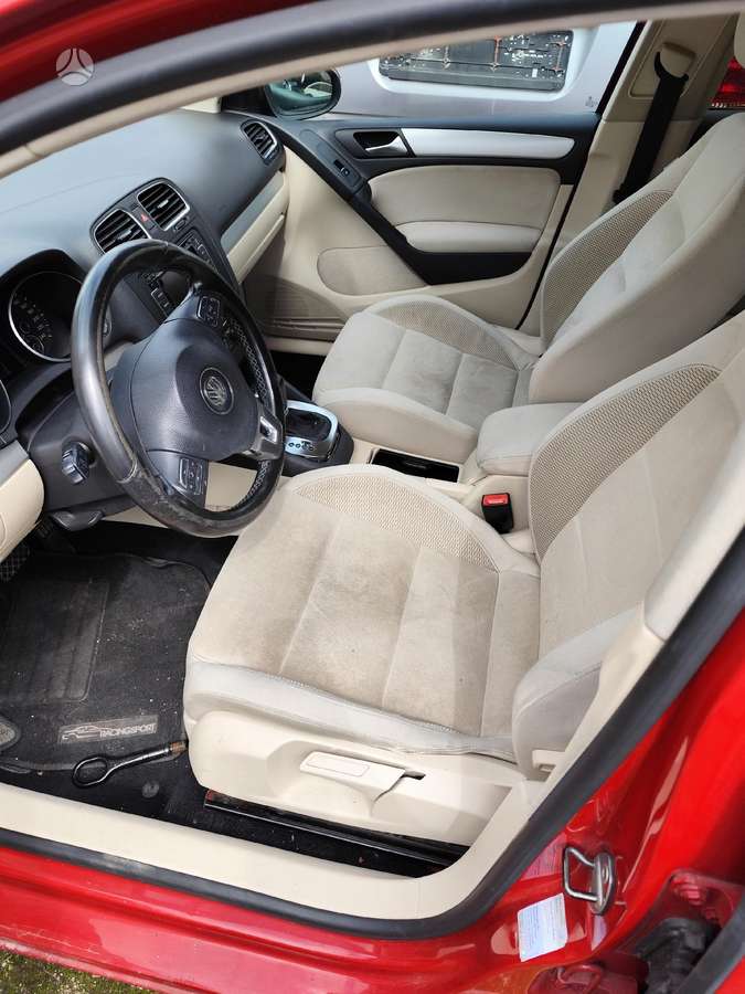 Volkswagen Golf rezerves daļās
