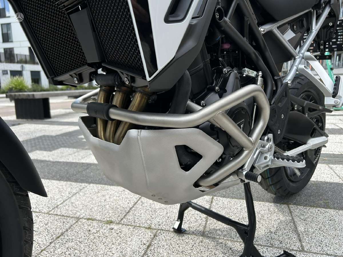 Triumph Tiger 888cc, enduro / adventure