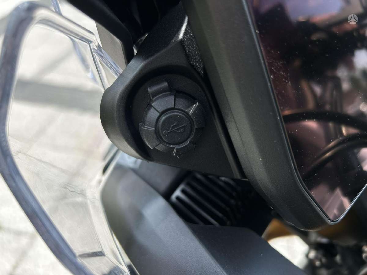 Triumph Tiger 888cc, enduro / adventure