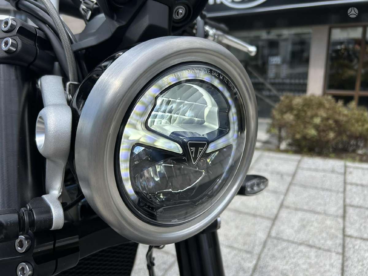 Triumph Scrambler 1200cc, street / classic