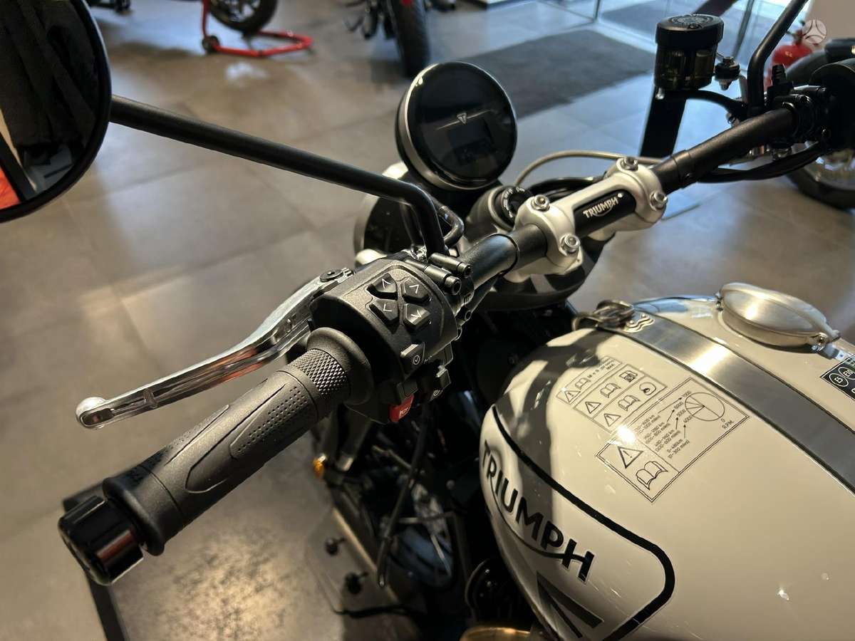 Triumph Scrambler 1200cc, street / classic