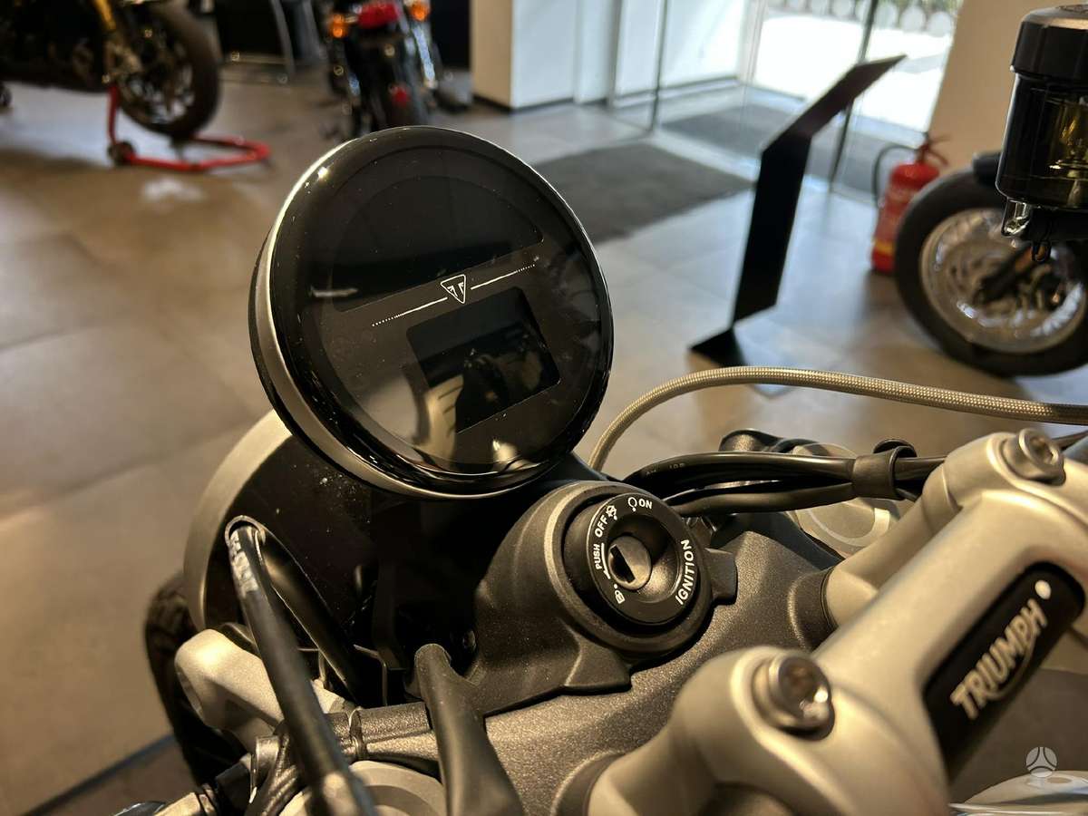 Triumph Scrambler 1200cc, street / classic