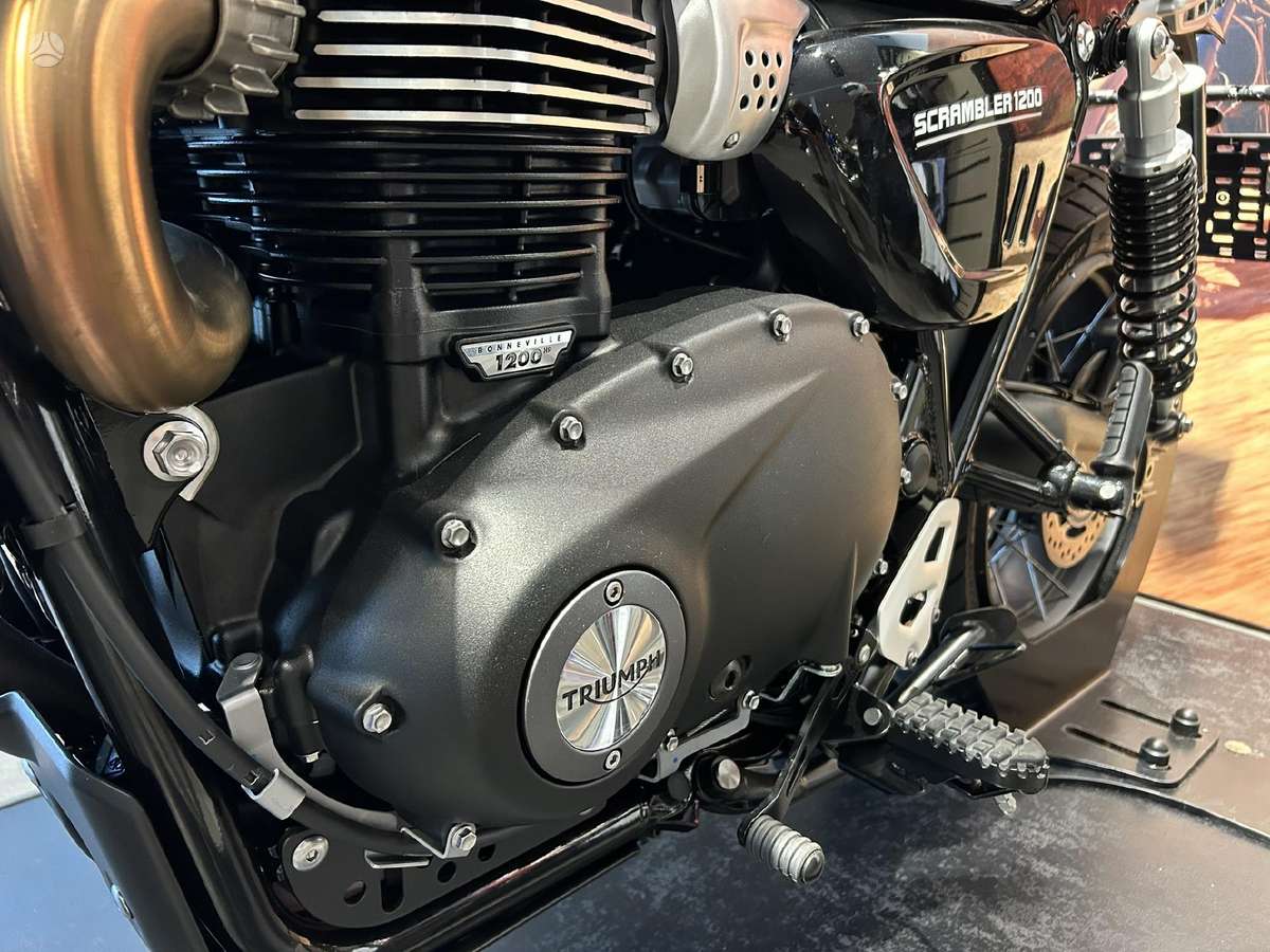 Triumph Scrambler 1200cc, street / classic