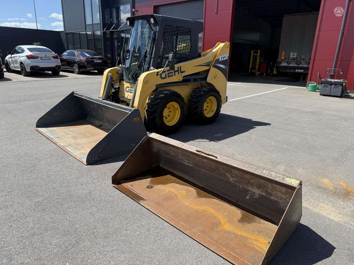GEHL R220, mini loaders