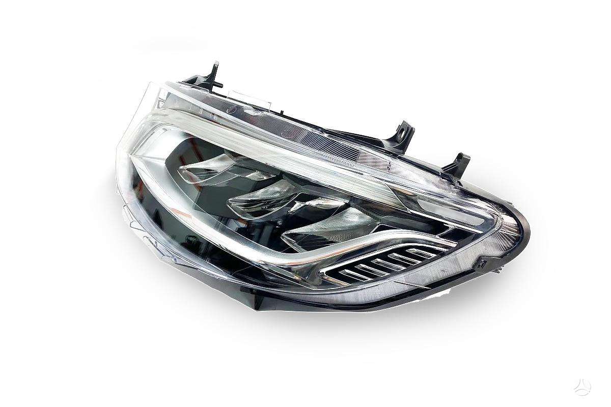 Mercedes-Benz Sprinter фары
