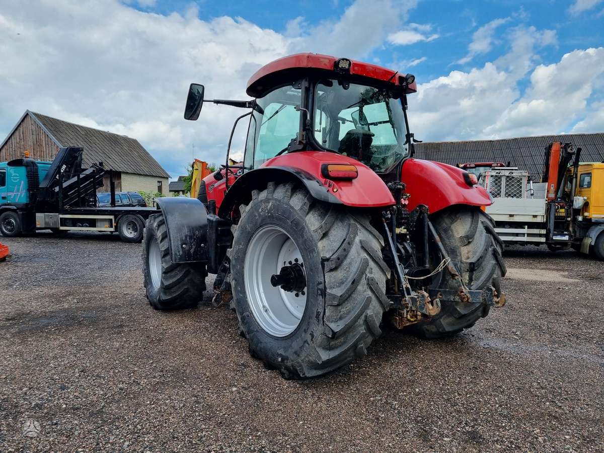Case-IH PUMA 225, tractors
