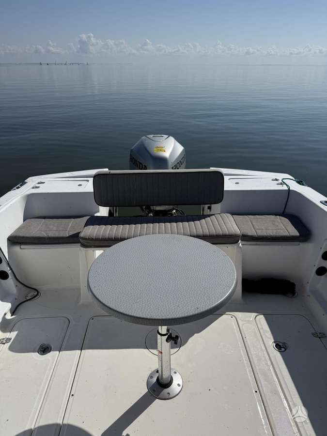 ANGLER 220WA, yachts / cruisers