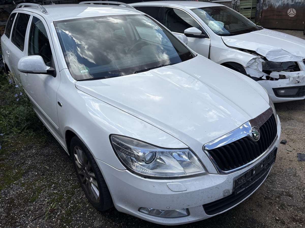 Skoda Octavia 37068366700