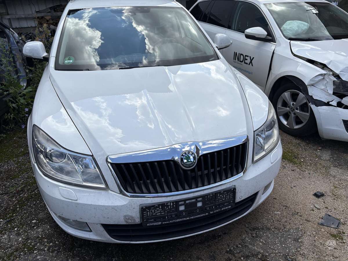 Skoda Octavia 37068366700