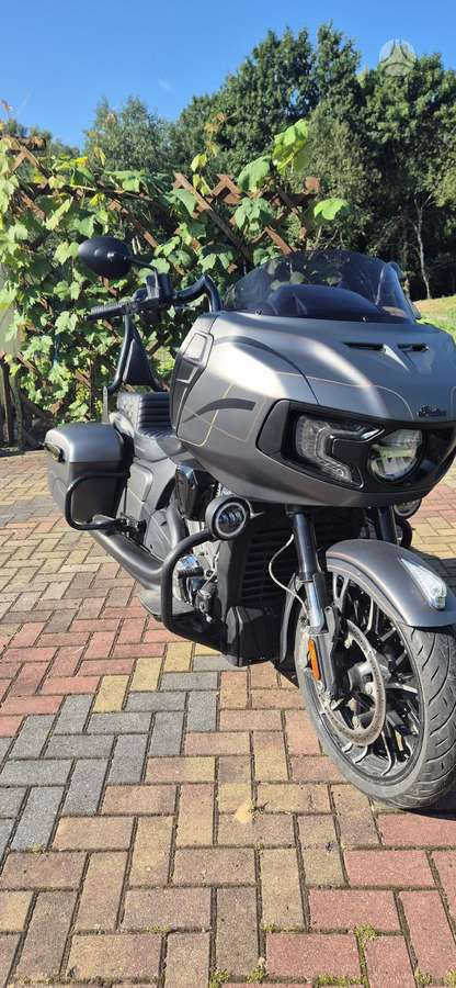 Indian Challenger 1780cc, чопперы / круизеры / custom
