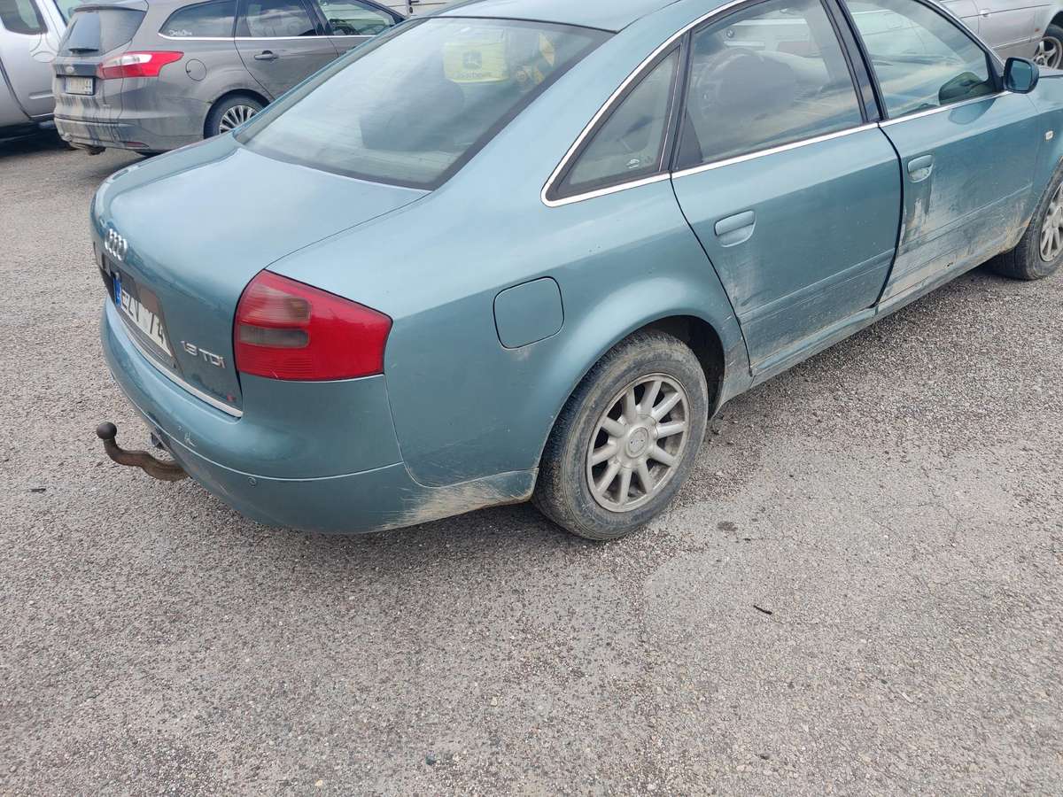 Audi A6 dalimis