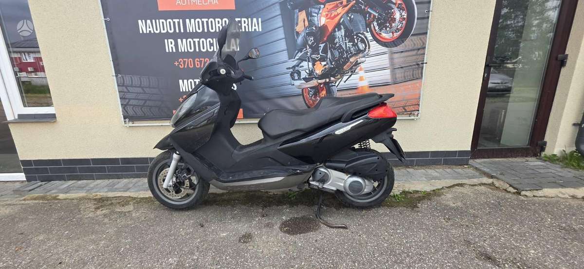 Piaggio X7 125cc, мотороллеры / мопеды