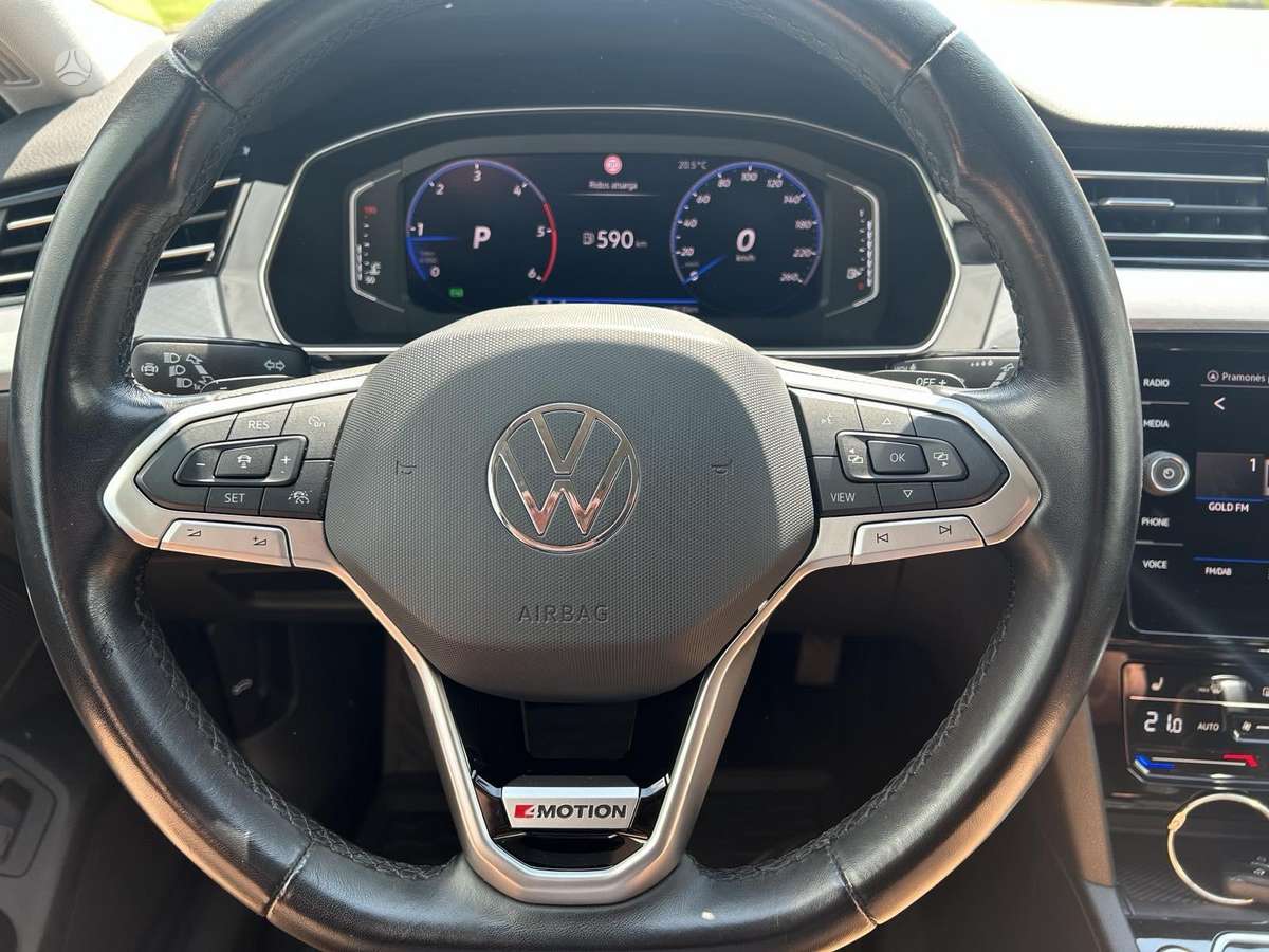 Volkswagen Passat, Универсал