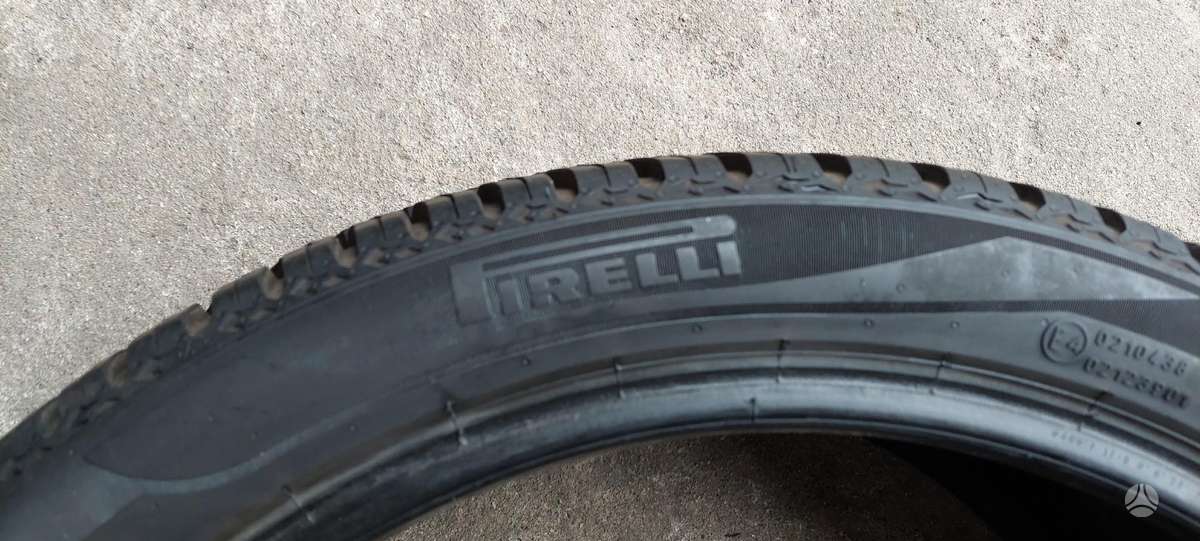 Pirelli, всесезонные 225/40 R18