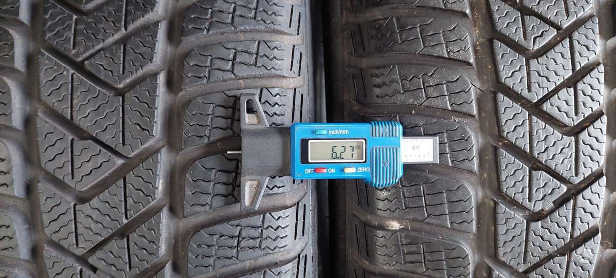 Pirelli, зимние 225/50 R17