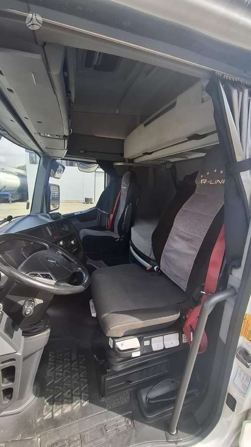Renault T440, 2 miegamosios vietos