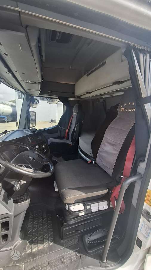 Renault T440, double sleeper