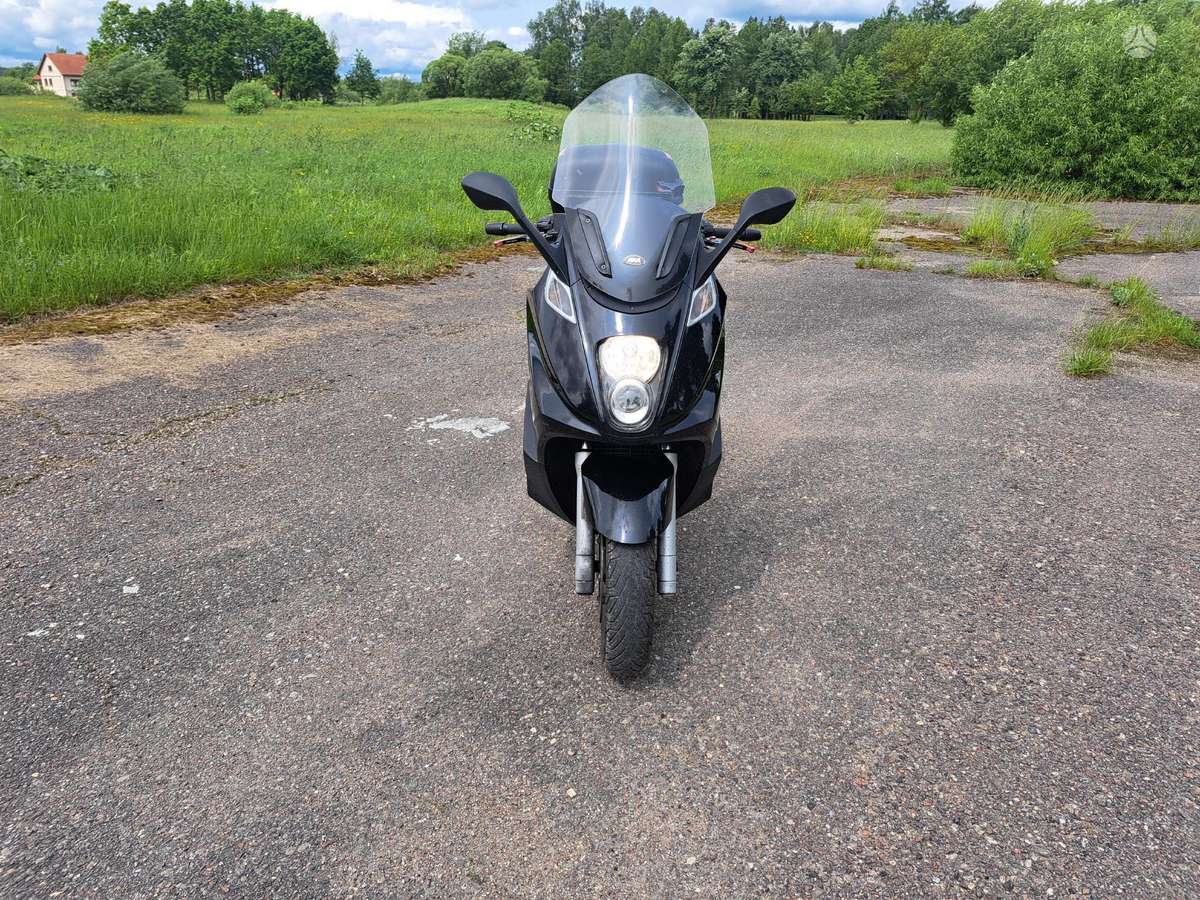 Gilera GP 800 839cc, мотороллеры / мопеды