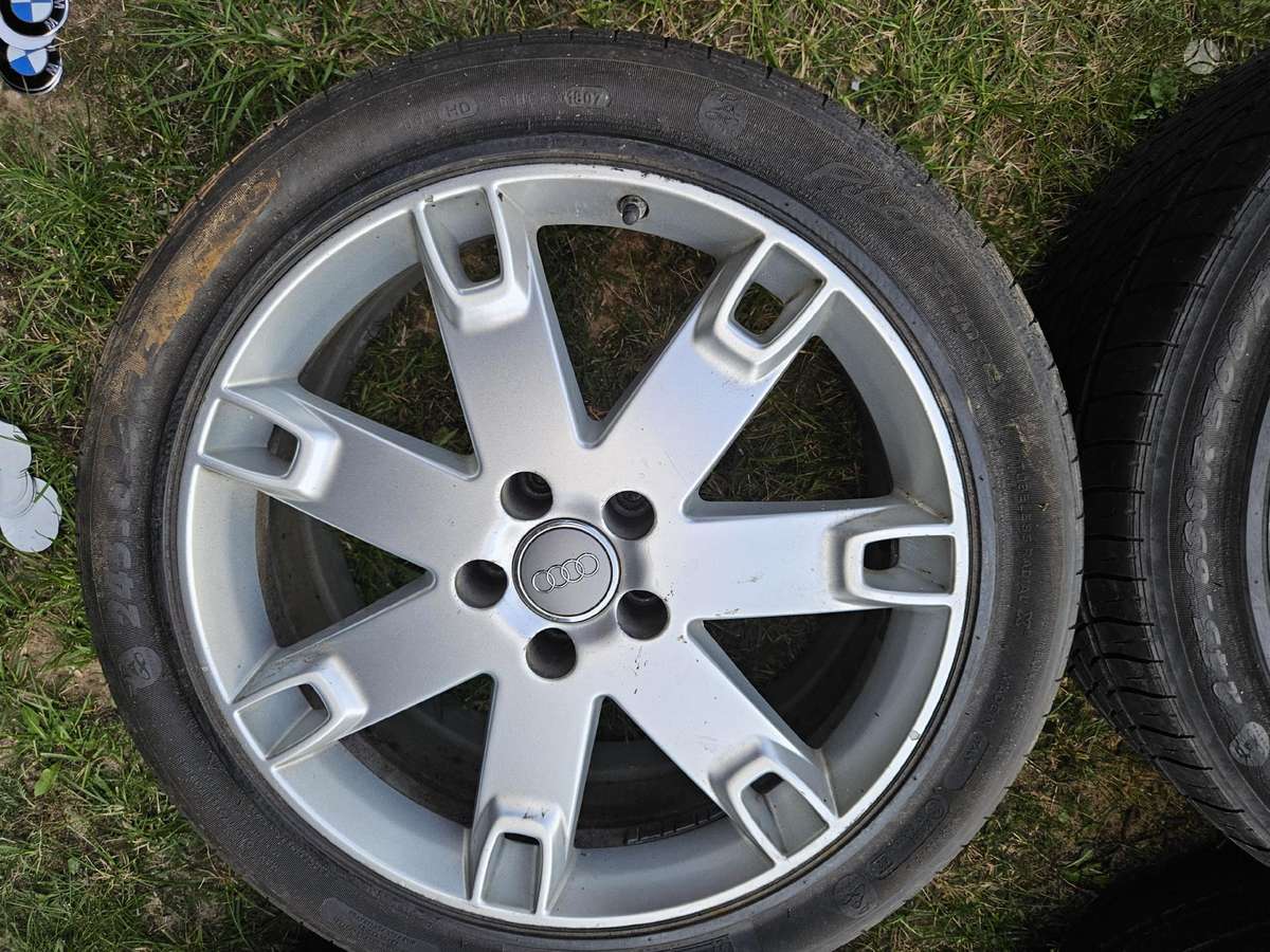 Audi A8, lengvojo lydinio, R19