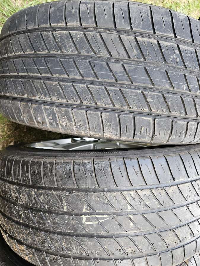 Audi A8, light alloy, R19