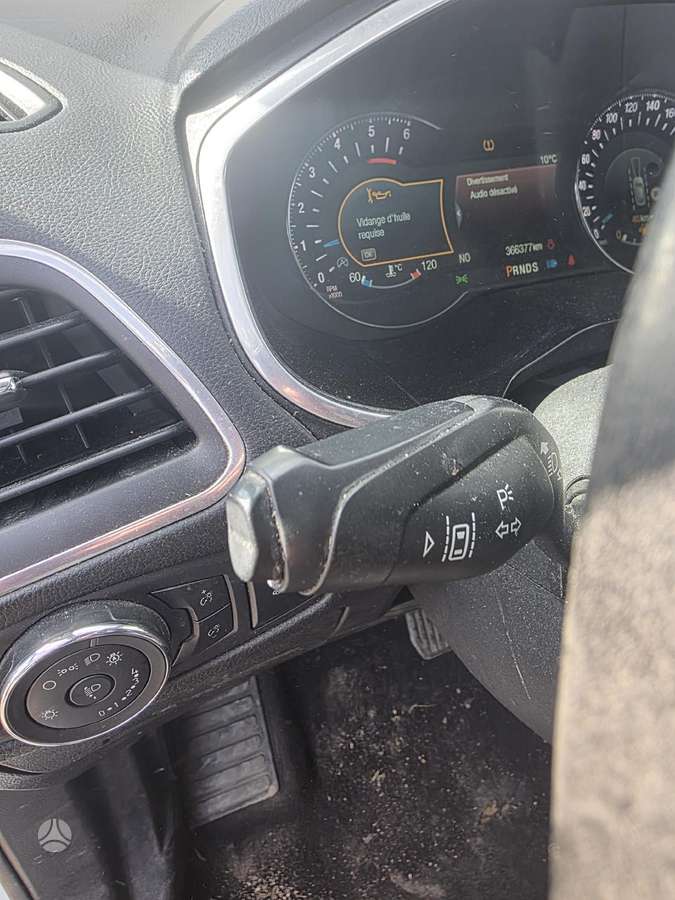 Ford S-MAX dalimis. Europa