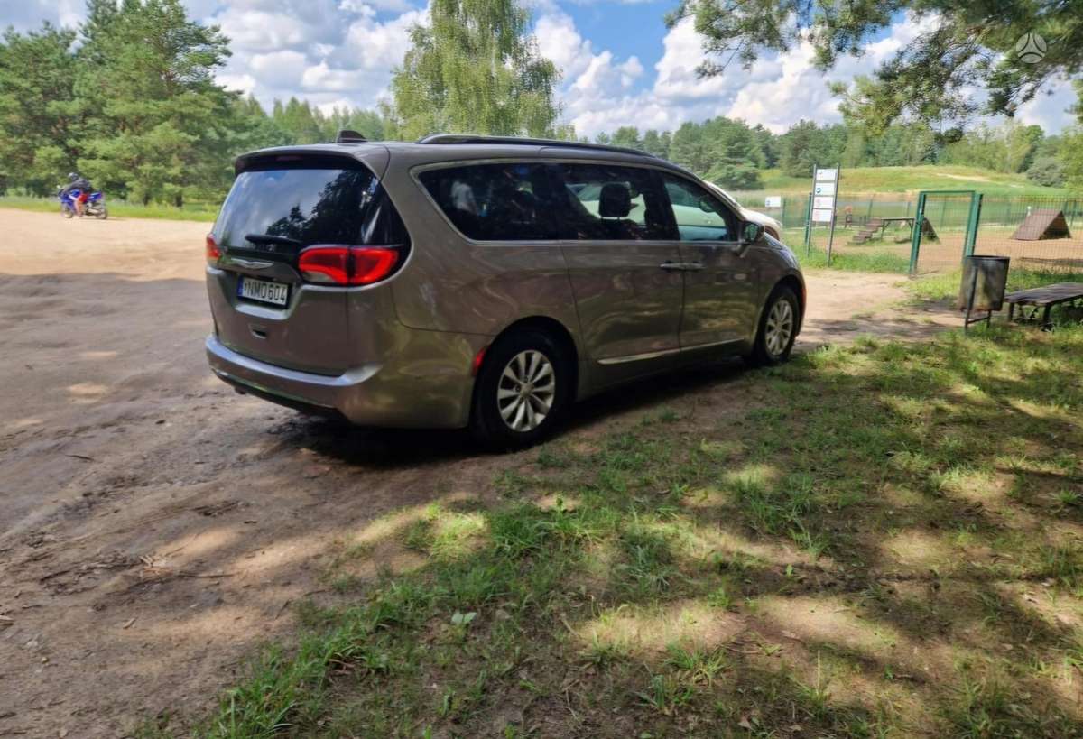 Chrysler Pacifica, 3.6 l., minivens