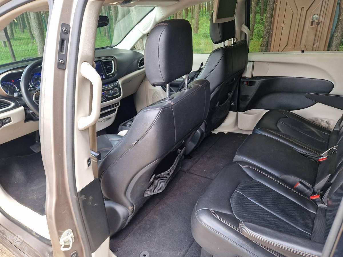 Chrysler Pacifica, 3.6 l., minivens