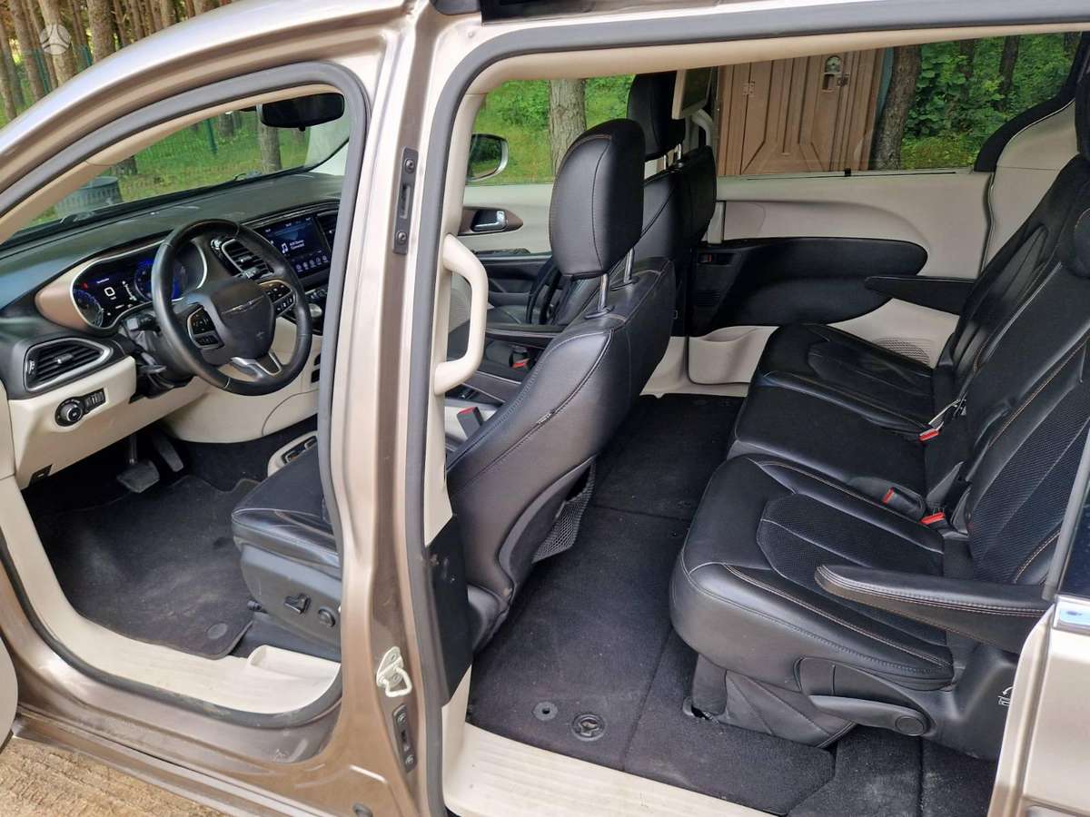Chrysler Pacifica, 3.6 l., minivens