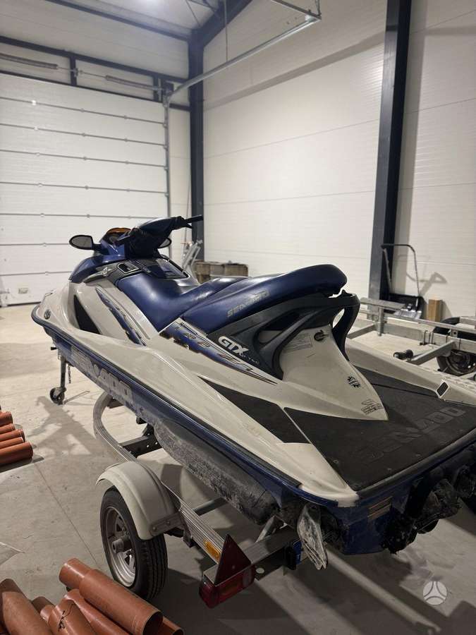 Sea-Doo Bombardier, jet skis