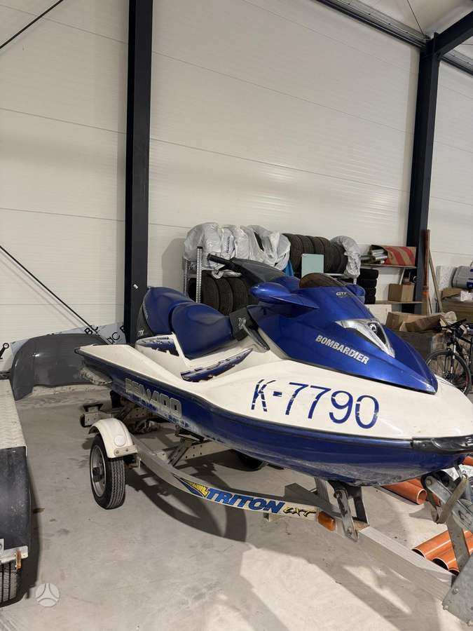 Sea-Doo Bombardier, jet skis