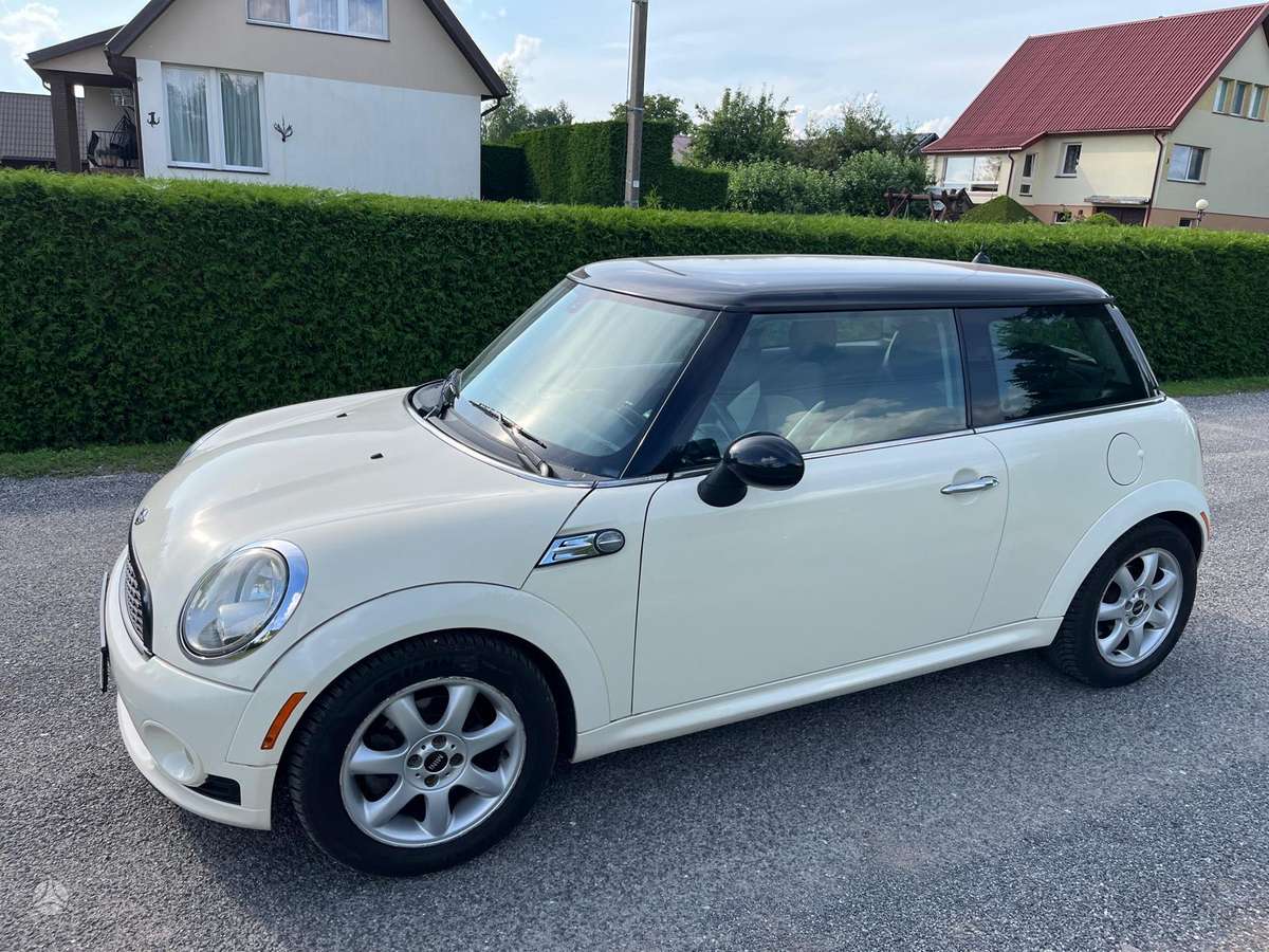 Mini Cooper, 1.6 l., coupe