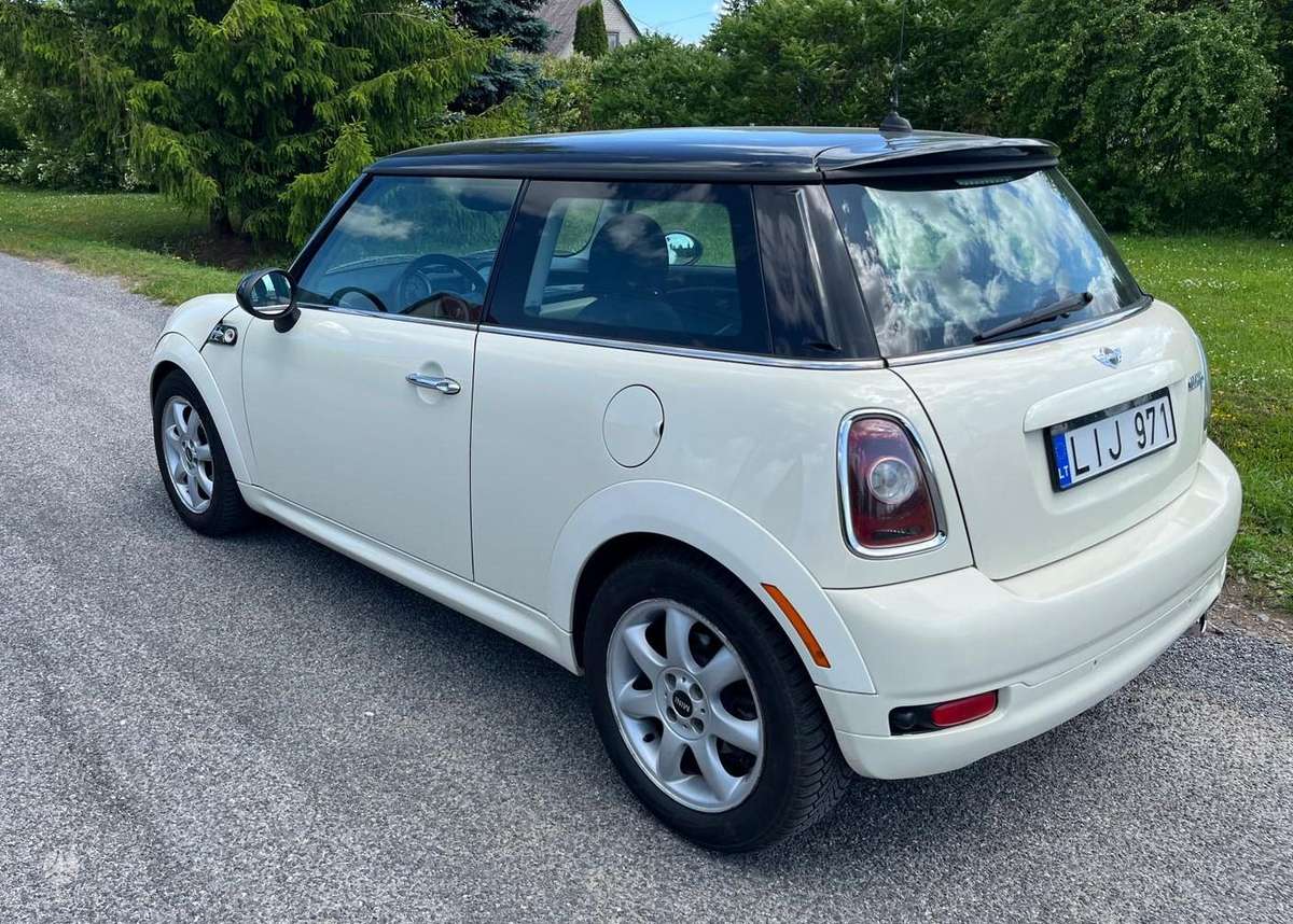 Mini Cooper, 1.6 l., coupe