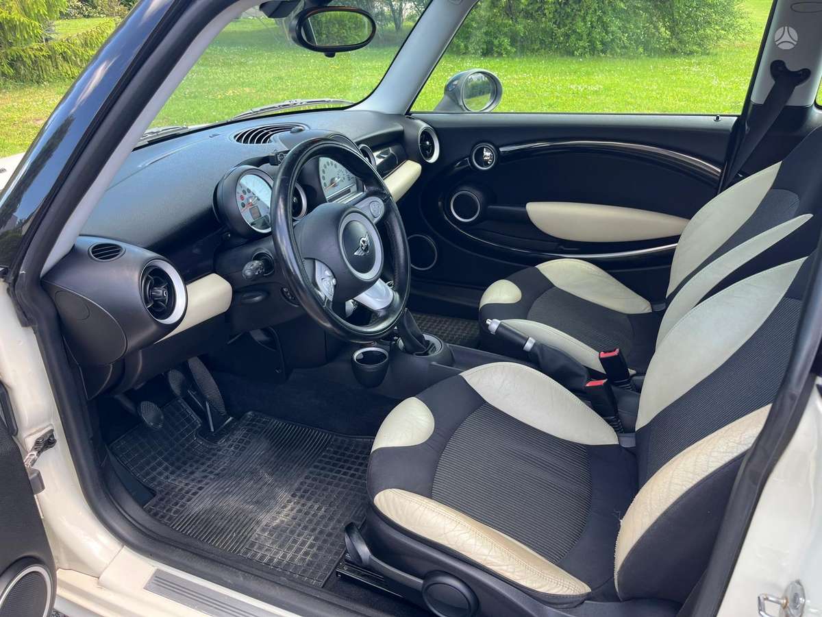 Mini Cooper, 1.6 l., coupe