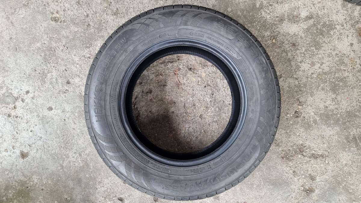 BF Goodrich Advantage SUV, summer 215/65 R16
