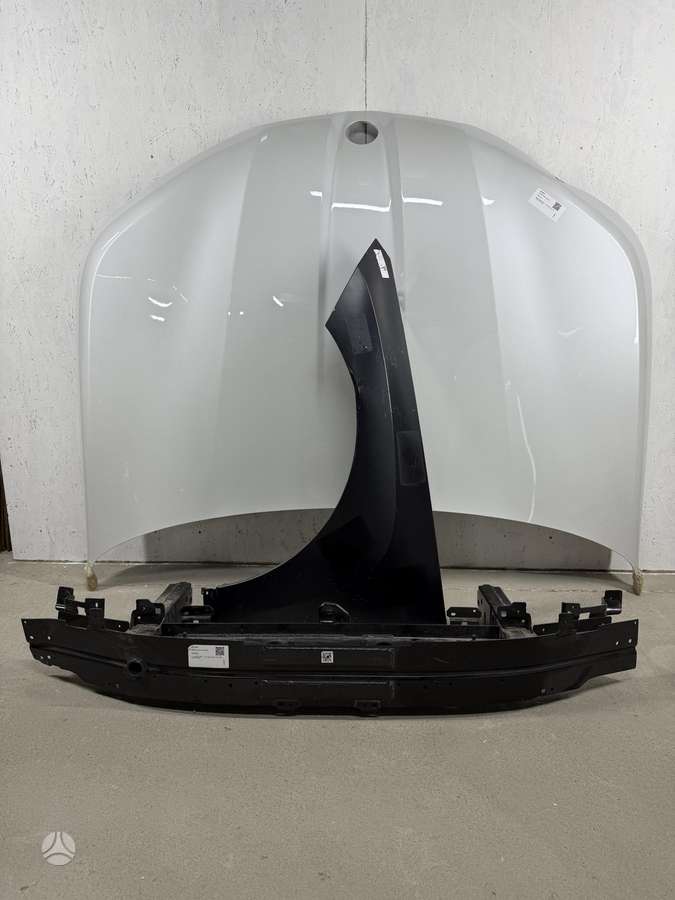 BMW iX body parts