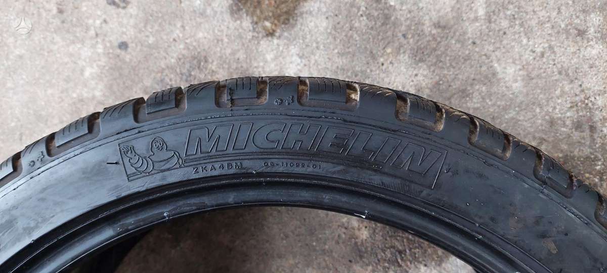 Michelin, ziemas 235/40 R18