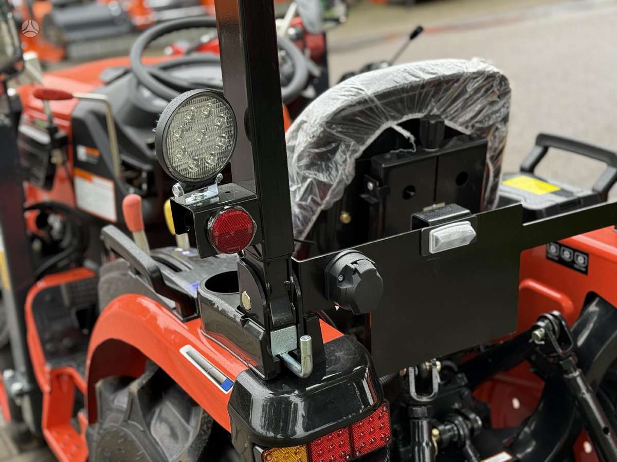 Hinomoto HM-3020, тракторы