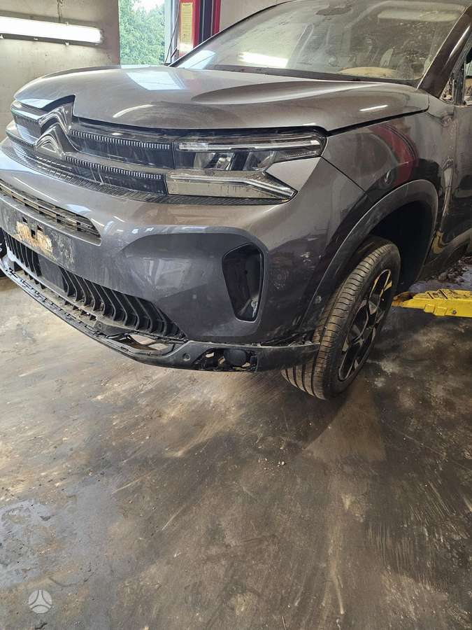 Citroen C5 Aircross по частям