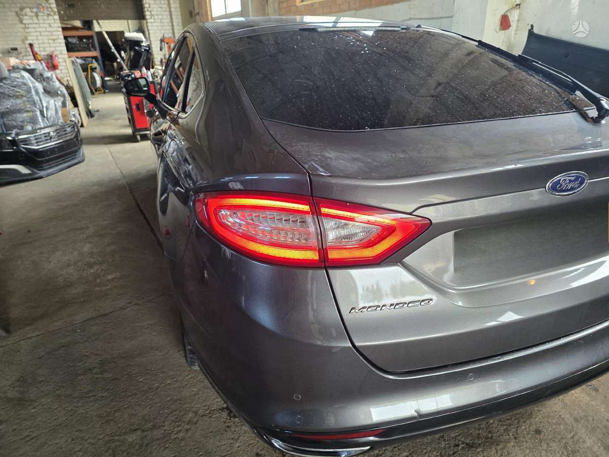 Ford Mondeo по частям