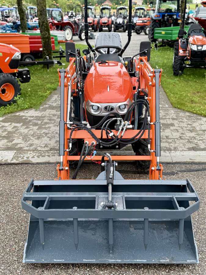 Hinomoto HM-275, traktoriai