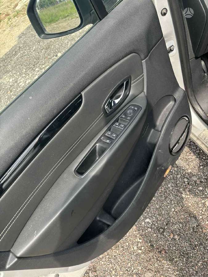 Renault Scenic по частям