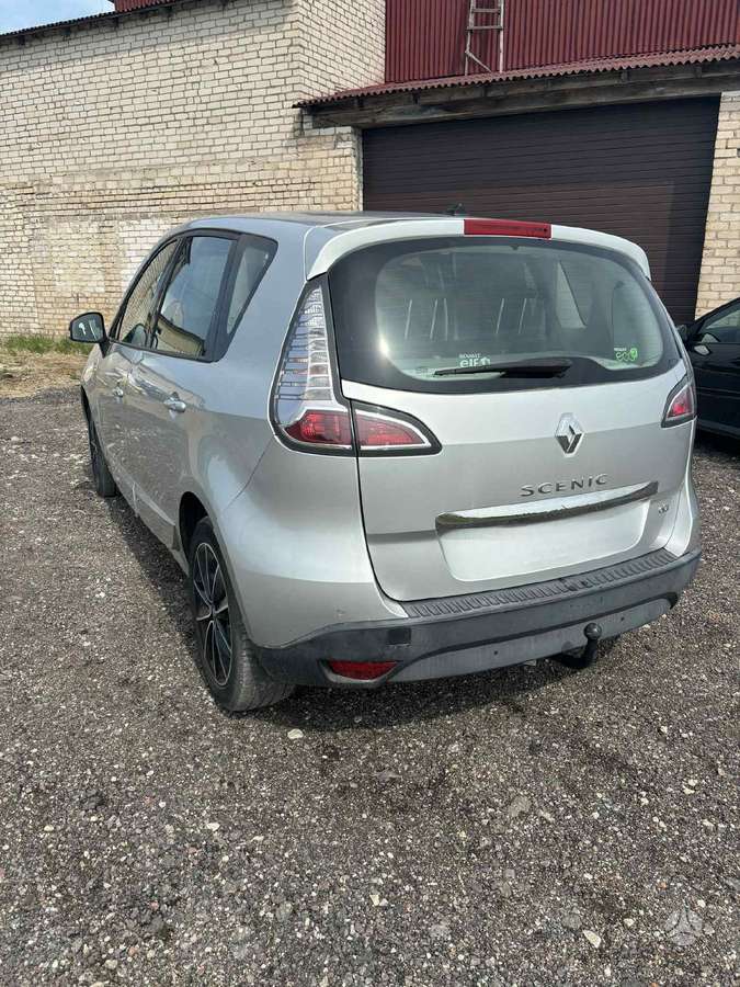 Renault Scenic по частям