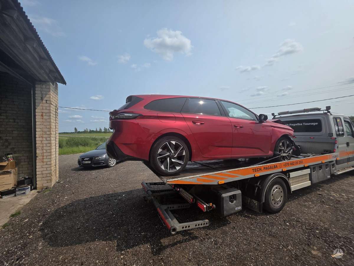 Peugeot 308 по частям. Europa