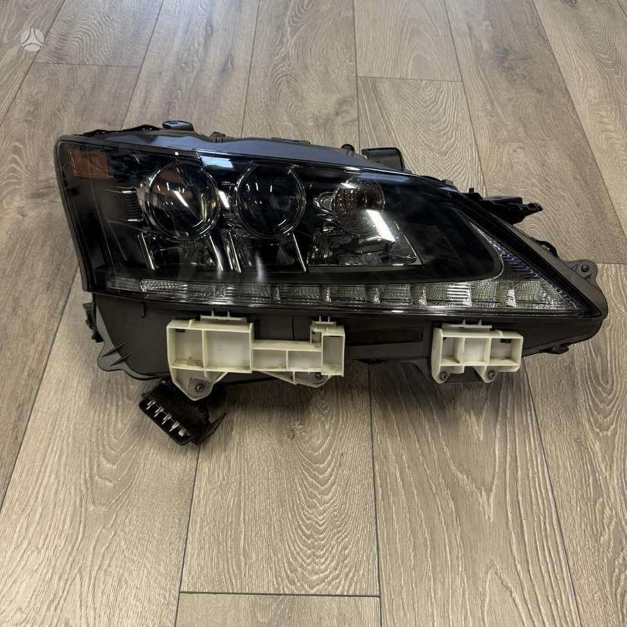 Lexus RX klasė lights