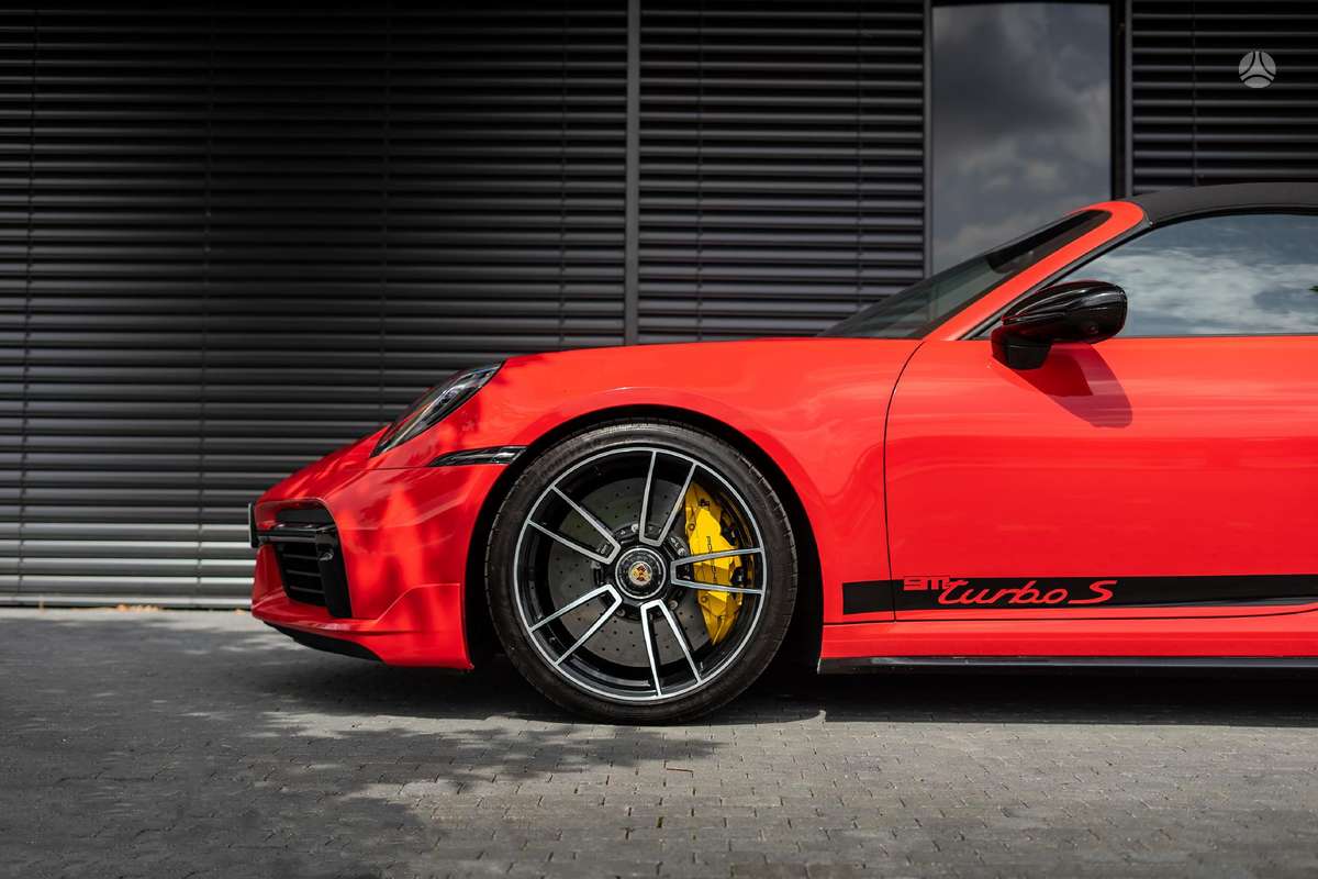 Porsche 911 - 4