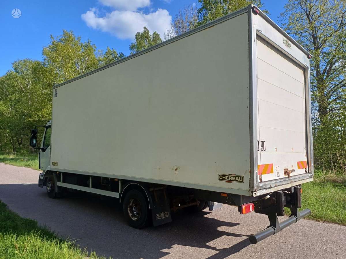 Renault MIDLUM 220.12, refrižerātori