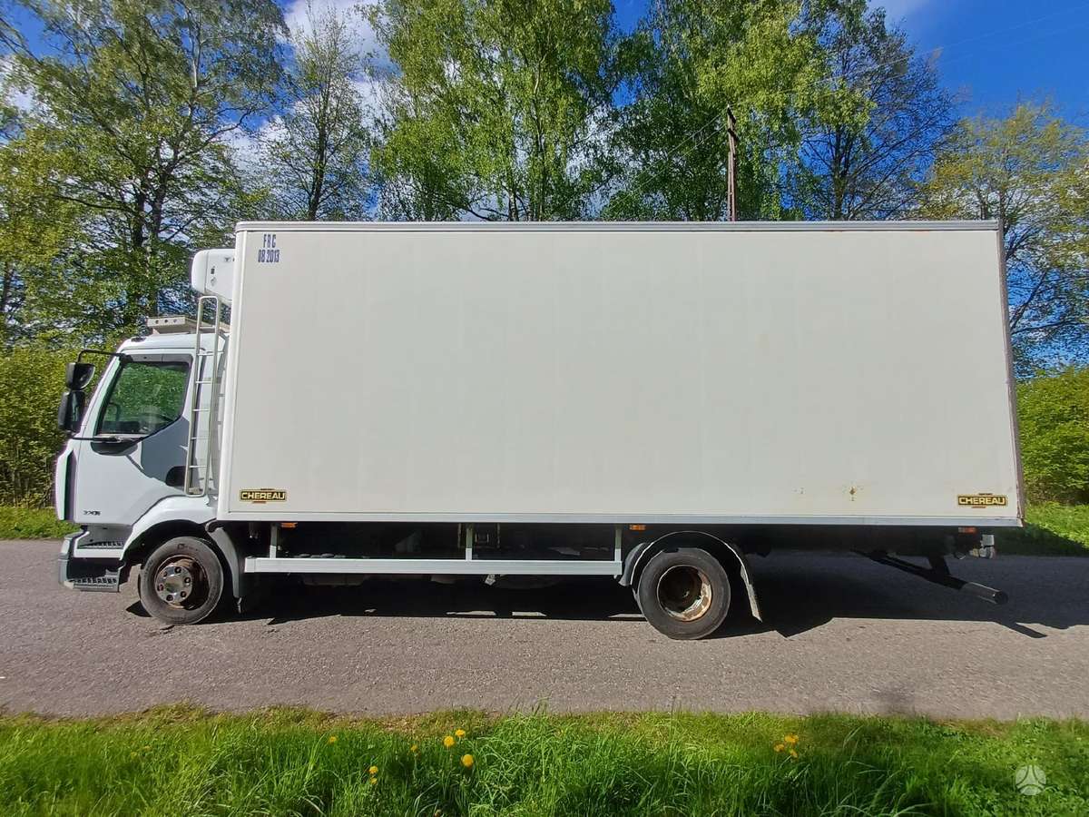 Renault MIDLUM 220.12, refrižerātori